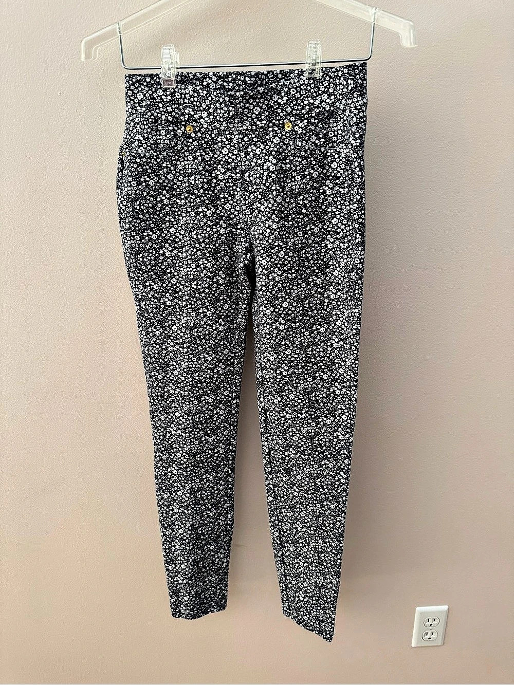 Michael Kors Floral Skinny Pants Black & White Size XS Like New